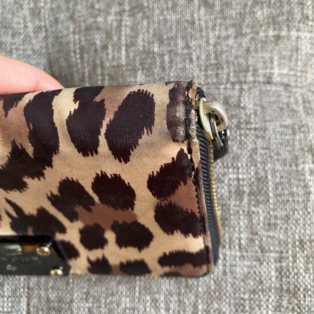 Kate Spade Zip Around Wallet with Leopard Print - Picture 3 of 4